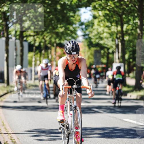 09.08.2026 - GEWOBA Citytriathlon Bremen Michael Burmester http://msf.ph/oto/9951555 09.08.2026 14:17:55 Radfahren 65, 190, 205, 235, 256, 290, 292, 293, 305, 316, 320, 336, 362, 364, 371, 378, 457, 470, 485 meine-sportfotos.de