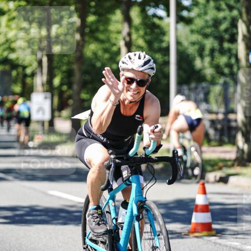 09.08.2026 - GEWOBA Citytriathlon Bremen Michael Burmester http://msf.ph/oto/9951580 09.08.2026 14:18:18 Radfahren 87, 207, 213, 242, 276, 288, 300, 312, 343, 363, 404, 453, 462, 466, 527 meine-sportfotos.de