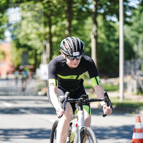 09.08.2026 - GEWOBA Citytriathlon Bremen Michael Burmester http://msf.ph/oto/9951582 09.08.2026 14:18:19 Radfahren 87, 207, 213, 242, 276, 288, 300, 363, 404, 453, 462, 466, 527 meine-sportfotos.de