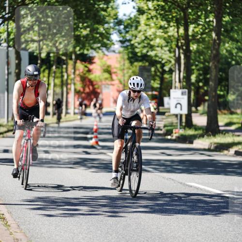 09.08.2026 - GEWOBA Citytriathlon Bremen Michael Burmester http://msf.ph/oto/9951583 09.08.2026 14:18:22 Radfahren 18, 87, 207, 213, 242, 276, 288, 307, 363, 404, 448, 453, 462, 466, 527 meine-sportfotos.de