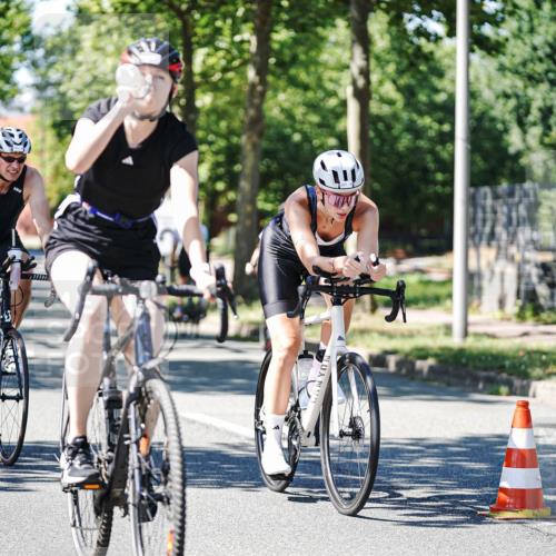 09.08.2026 - GEWOBA Citytriathlon Bremen Michael Burmester http://msf.ph/oto/9951593 09.08.2026 14:18:29 Radfahren 18, 202, 207, 213, 276, 280, 288, 307, 363, 369, 377, 448, 453, 527 meine-sportfotos.de