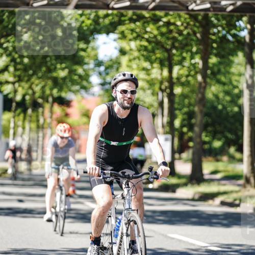 09.08.2026 - GEWOBA Citytriathlon Bremen Michael Burmester http://msf.ph/oto/9951596 09.08.2026 14:18:31 Radfahren 18, 202, 207, 213, 276, 280, 307, 363, 369, 377, 448 meine-sportfotos.de