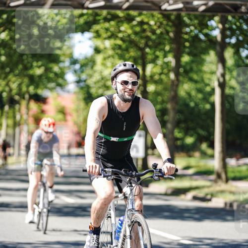 09.08.2026 - GEWOBA Citytriathlon Bremen Michael Burmester http://msf.ph/oto/9951597 09.08.2026 14:18:32 Radfahren 18, 202, 207, 213, 276, 277, 280, 307, 363, 369, 377, 448 meine-sportfotos.de