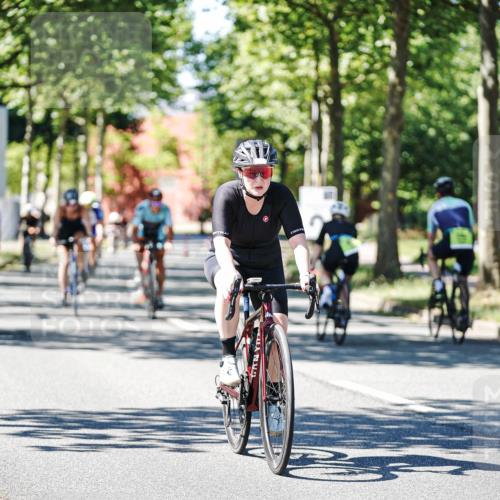 09.08.2026 - GEWOBA Citytriathlon Bremen Michael Burmester http://msf.ph/oto/9951633 09.08.2026 14:18:51 Radfahren 107, 173, 210, 221, 227, 244, 266, 277, 289, 297, 314, 324, 344, 347, 352, 370, 385, 403, 455 meine-sportfotos.de