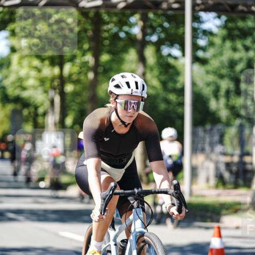 09.08.2026 - GEWOBA Citytriathlon Bremen Michael Burmester http://msf.ph/oto/9951644 09.08.2026 14:18:57 Radfahren 107, 210, 227, 238, 244, 266, 289, 297, 324, 341, 344, 370, 373, 403, 455 meine-sportfotos.de