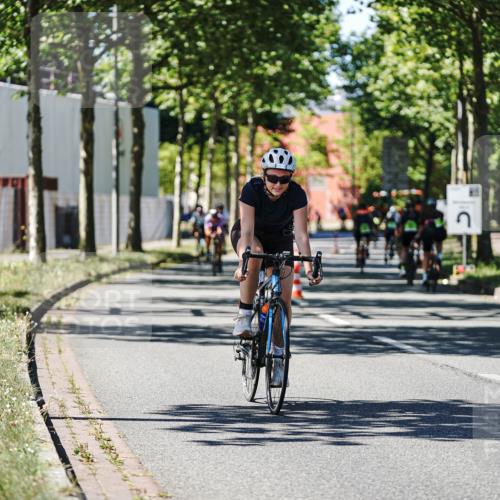 09.08.2026 - GEWOBA Citytriathlon Bremen Michael Burmester http://msf.ph/oto/9951659 09.08.2026 14:19:13 Radfahren 197, 204, 216, 223, 238, 253, 306, 335, 373 meine-sportfotos.de