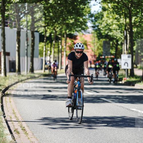 09.08.2026 - GEWOBA Citytriathlon Bremen Michael Burmester http://msf.ph/oto/9951660 09.08.2026 14:19:13 Radfahren 197, 204, 216, 223, 238, 253, 306, 335, 373 meine-sportfotos.de