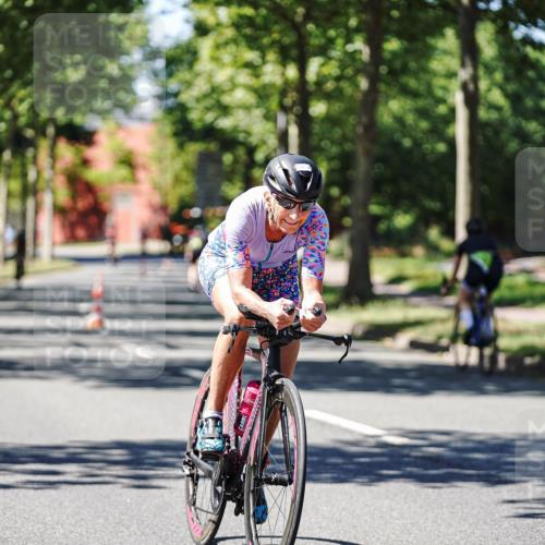 09.08.2026 - GEWOBA Citytriathlon Bremen Michael Burmester http://msf.ph/oto/9951666 09.08.2026 14:19:17 Radfahren 197, 204, 216, 223, 238, 253, 306, 335, 487, 523 meine-sportfotos.de