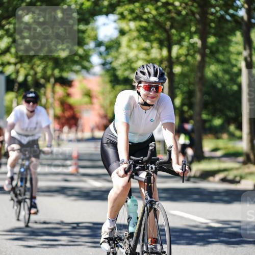 09.08.2026 - GEWOBA Citytriathlon Bremen Michael Burmester http://msf.ph/oto/9951671 09.08.2026 14:19:19 Radfahren 197, 204, 216, 223, 253, 306, 335, 434, 487, 523 meine-sportfotos.de