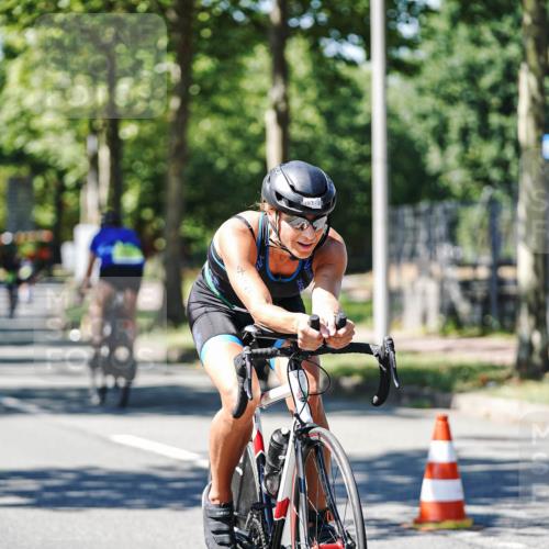 09.08.2026 - GEWOBA Citytriathlon Bremen Michael Burmester http://msf.ph/oto/9951678 09.08.2026 14:19:23 Radfahren 197, 204, 216, 230, 261, 335, 434, 487, 521, 523 meine-sportfotos.de