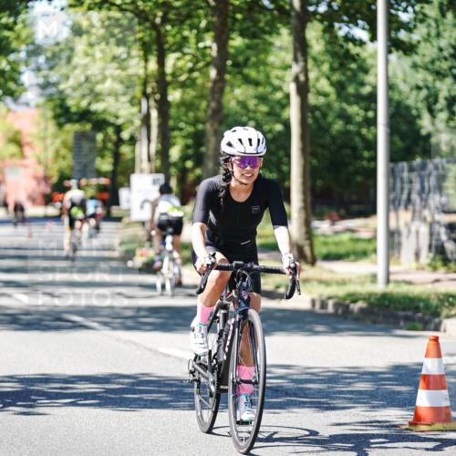09.08.2026 - GEWOBA Citytriathlon Bremen Michael Burmester http://msf.ph/oto/9951694 09.08.2026 14:19:32 Radfahren 142, 166, 230, 261, 273, 281, 319, 330, 335, 342, 434, 454, 487, 521, 523 meine-sportfotos.de