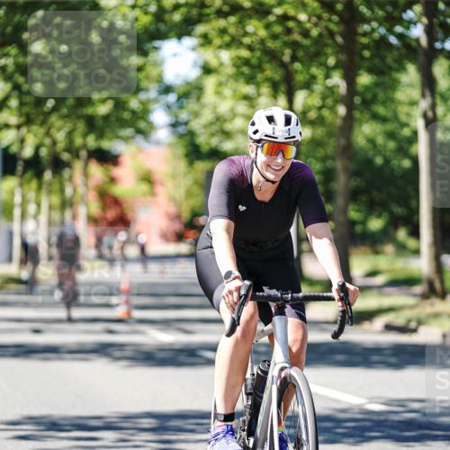 09.08.2026 - GEWOBA Citytriathlon Bremen Michael Burmester http://msf.ph/oto/9951699 09.08.2026 14:19:35 Radfahren 142, 166, 206, 230, 234, 261, 273, 281, 319, 330, 342, 434, 454, 487, 521, 523 meine-sportfotos.de