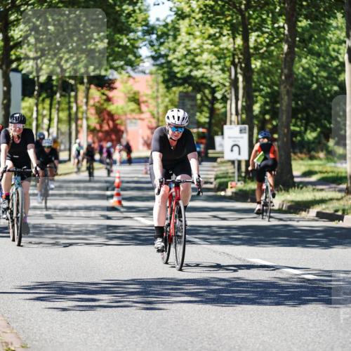 09.08.2026 - GEWOBA Citytriathlon Bremen Michael Burmester http://msf.ph/oto/9951700 09.08.2026 14:19:36 Radfahren 142, 166, 206, 230, 234, 261, 262, 273, 281, 319, 326, 330, 342, 434, 454, 521, 523 meine-sportfotos.de