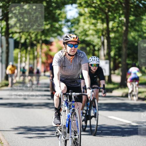09.08.2026 - GEWOBA Citytriathlon Bremen Michael Burmester http://msf.ph/oto/9951707 09.08.2026 14:19:39 Radfahren 142, 166, 196, 206, 222, 230, 234, 261, 262, 273, 281, 319, 326, 330, 342, 454, 521 meine-sportfotos.de