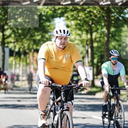 09.08.2026 - GEWOBA Citytriathlon Bremen Michael Burmester http://msf.ph/oto/9951720 09.08.2026 14:19:45 Radfahren 142, 166, 196, 206, 209, 222, 234, 239, 258, 262, 273, 281, 319, 326, 330, 342, 454, 458 meine-sportfotos.de