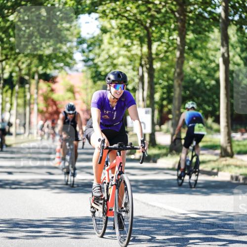 09.08.2026 - GEWOBA Citytriathlon Bremen Michael Burmester http://msf.ph/oto/9951722 09.08.2026 14:19:47 Radfahren 142, 166, 196, 206, 209, 222, 224, 234, 239, 258, 262, 273, 319, 326, 400, 454, 458, 522 meine-sportfotos.de