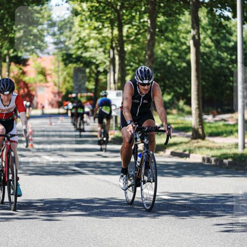 09.08.2026 - GEWOBA Citytriathlon Bremen Michael Burmester http://msf.ph/oto/9951725 09.08.2026 14:19:48 Radfahren 142, 166, 196, 206, 209, 222, 224, 234, 239, 258, 262, 273, 326, 400, 454, 458, 522 meine-sportfotos.de