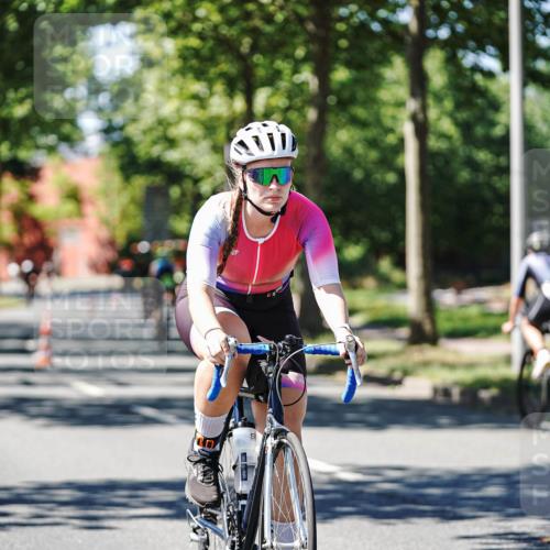 09.08.2026 - GEWOBA Citytriathlon Bremen Michael Burmester http://msf.ph/oto/9951729 09.08.2026 14:19:49 Radfahren 142, 196, 206, 209, 222, 224, 234, 239, 249, 258, 262, 273, 326, 400, 454, 458, 522 meine-sportfotos.de