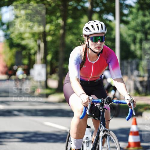 09.08.2026 - GEWOBA Citytriathlon Bremen Michael Burmester http://msf.ph/oto/9951731 09.08.2026 14:19:49 Radfahren 142, 196, 206, 209, 222, 224, 234, 239, 249, 258, 262, 273, 326, 400, 454, 458, 522 meine-sportfotos.de