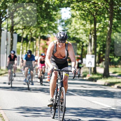 09.08.2026 - GEWOBA Citytriathlon Bremen Michael Burmester http://msf.ph/oto/9951761 09.08.2026 14:20:16 Radfahren 199, 237, 313, 368, 398, 417, 431, 456, 482, 532 meine-sportfotos.de