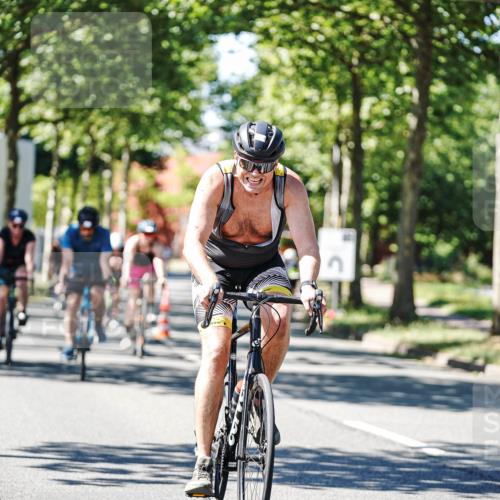 09.08.2026 - GEWOBA Citytriathlon Bremen Michael Burmester http://msf.ph/oto/9951762 09.08.2026 14:20:16 Radfahren 199, 237, 313, 368, 398, 417, 431, 456, 482, 532 meine-sportfotos.de