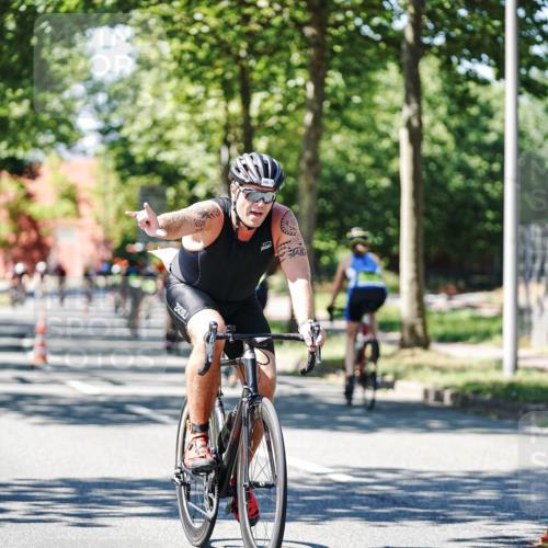 09.08.2026 - GEWOBA Citytriathlon Bremen Michael Burmester http://msf.ph/oto/9951773 09.08.2026 14:20:21 Radfahren 199, 233, 250, 313, 368, 398, 417, 456, 482, 532 meine-sportfotos.de
