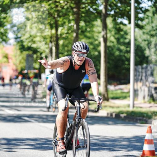 09.08.2026 - GEWOBA Citytriathlon Bremen Michael Burmester http://msf.ph/oto/9951774 09.08.2026 14:20:21 Radfahren 199, 233, 250, 313, 368, 398, 417, 456, 482, 532 meine-sportfotos.de