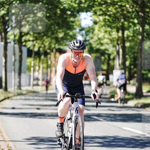 09.08.2026 - GEWOBA Citytriathlon Bremen Michael Burmester http://msf.ph/oto/9951798 09.08.2026 14:20:38 Radfahren 233, 250, 264, 282, 338, 384, 402, 438, 450, 501 meine-sportfotos.de