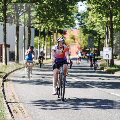 09.08.2026 - GEWOBA Citytriathlon Bremen Michael Burmester http://msf.ph/oto/9951805 09.08.2026 14:20:46 Radfahren 198, 264, 282, 338, 390, 402, 438, 501, 508 meine-sportfotos.de
