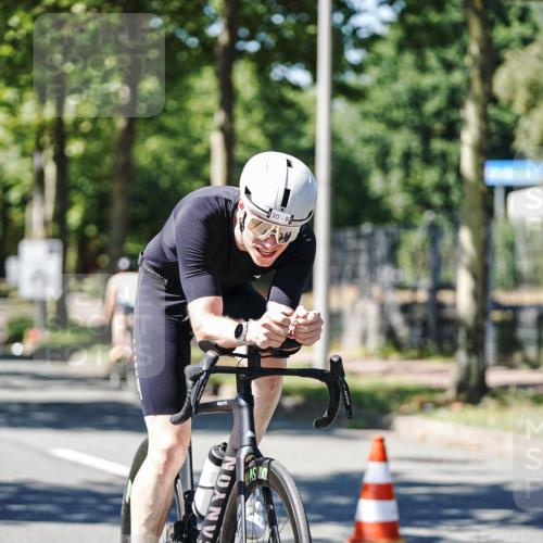 09.08.2026 - GEWOBA Citytriathlon Bremen Michael Burmester http://msf.ph/oto/9951815 09.08.2026 14:20:53 Radfahren 30, 198, 214, 252, 264, 390, 402, 501, 508 meine-sportfotos.de