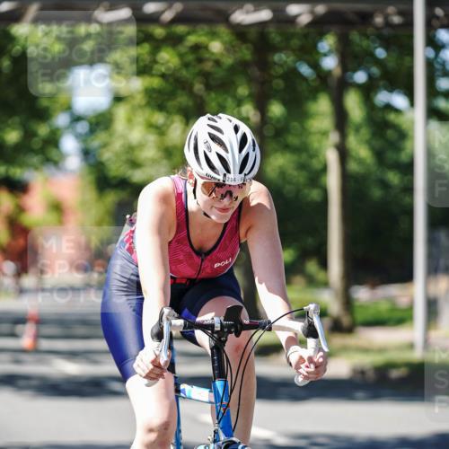 09.08.2026 - GEWOBA Citytriathlon Bremen Michael Burmester http://msf.ph/oto/9951819 09.08.2026 14:20:55 Radfahren 30, 198, 214, 252, 268, 390, 402, 479, 501, 508 meine-sportfotos.de