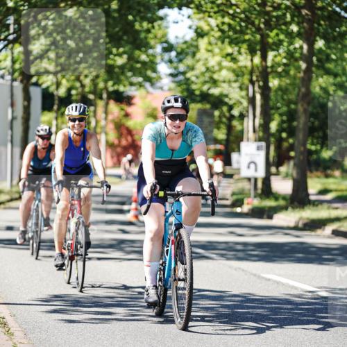 09.08.2026 - GEWOBA Citytriathlon Bremen Michael Burmester http://msf.ph/oto/9951830 09.08.2026 14:21:08 Radfahren 30, 167, 214, 231, 252, 255, 268, 348, 405, 409, 479, 515 meine-sportfotos.de