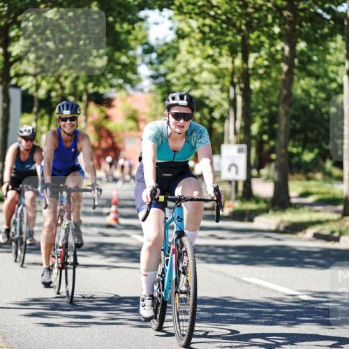 09.08.2026 - GEWOBA Citytriathlon Bremen Michael Burmester http://msf.ph/oto/9951831 09.08.2026 14:21:09 Radfahren 30, 167, 214, 231, 252, 255, 268, 348, 405, 409, 479, 515 meine-sportfotos.de