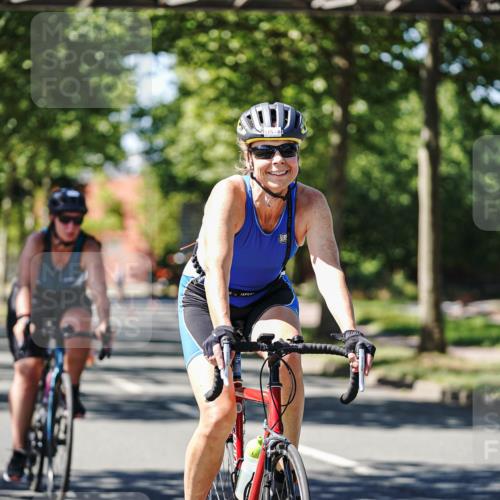 09.08.2026 - GEWOBA Citytriathlon Bremen Michael Burmester http://msf.ph/oto/9951833 09.08.2026 14:21:09 Radfahren 30, 167, 214, 231, 252, 255, 268, 348, 405, 409, 479, 515 meine-sportfotos.de