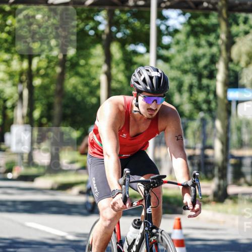 09.08.2026 - GEWOBA Citytriathlon Bremen Michael Burmester http://msf.ph/oto/9951868 09.08.2026 14:21:40 Radfahren 23, 138, 194, 195, 201, 299, 358, 393, 421, 423, 428, 449, 525 meine-sportfotos.de