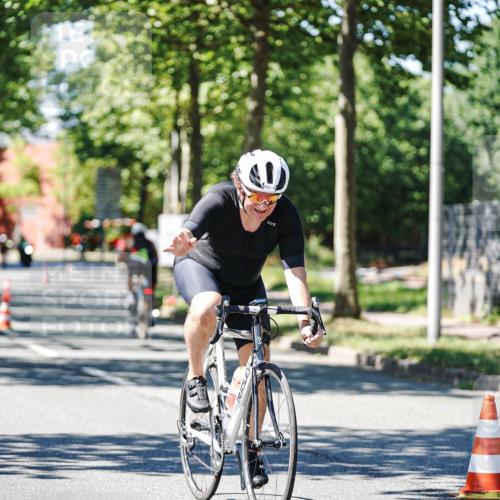 09.08.2026 - GEWOBA Citytriathlon Bremen Michael Burmester http://msf.ph/oto/9951870 09.08.2026 14:21:41 Radfahren 23, 138, 194, 195, 201, 299, 358, 393, 421, 423, 442, 449, 525 meine-sportfotos.de