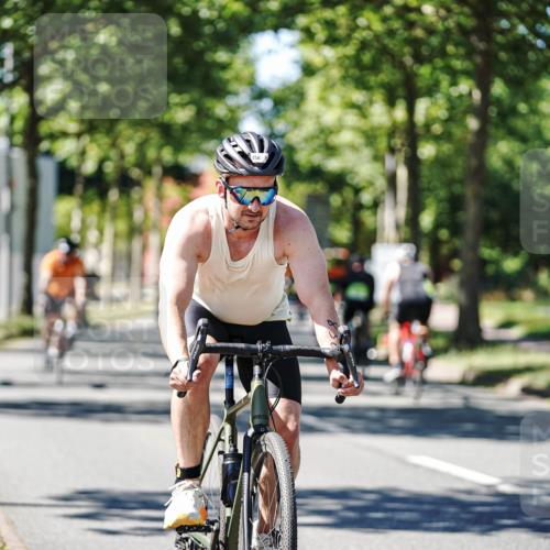 09.08.2026 - GEWOBA Citytriathlon Bremen Michael Burmester http://msf.ph/oto/9951881 09.08.2026 14:21:48 Radfahren 23, 195, 201, 358, 393, 423, 437, 442, 449 meine-sportfotos.de