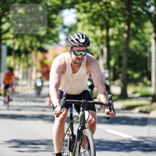 09.08.2026 - GEWOBA Citytriathlon Bremen Michael Burmester http://msf.ph/oto/9951882 09.08.2026 14:21:48 Radfahren 23, 195, 201, 358, 393, 423, 437, 442, 449 meine-sportfotos.de