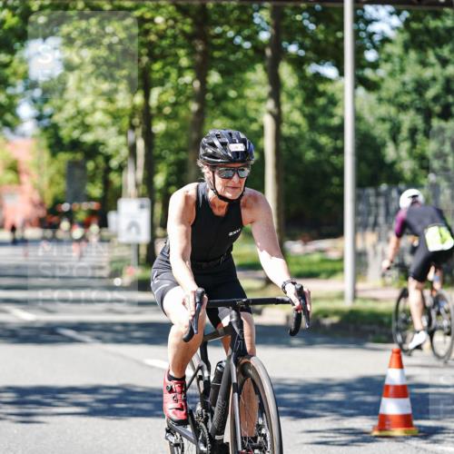 09.08.2026 - GEWOBA Citytriathlon Bremen Michael Burmester http://msf.ph/oto/9951908 09.08.2026 14:22:22 Radfahren 191, 241, 391, 397, 413, 432, 519 meine-sportfotos.de