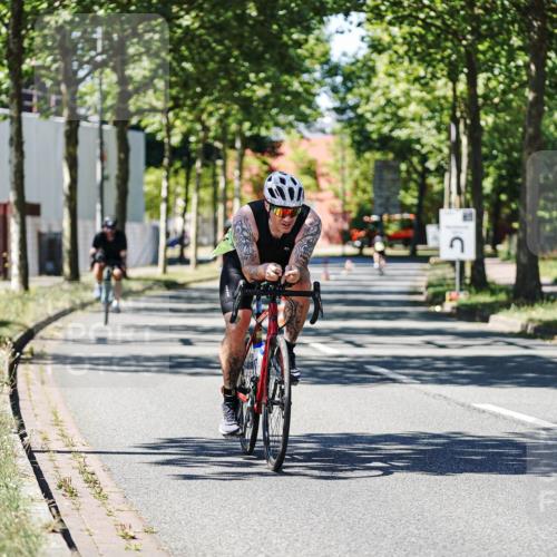 09.08.2026 - GEWOBA Citytriathlon Bremen Michael Burmester http://msf.ph/oto/9951914 09.08.2026 14:22:30 Radfahren 104, 241, 275, 389, 394, 397, 411, 413 meine-sportfotos.de