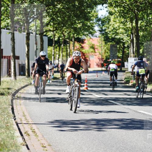 09.08.2026 - GEWOBA Citytriathlon Bremen Michael Burmester http://msf.ph/oto/9951921 09.08.2026 14:22:35 Radfahren 104, 275, 381, 389, 394, 397, 411, 413 meine-sportfotos.de