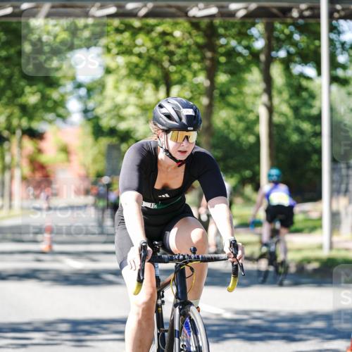 09.08.2026 - GEWOBA Citytriathlon Bremen Michael Burmester http://msf.ph/oto/9951926 09.08.2026 14:22:38 Radfahren 104, 275, 298, 381, 389, 394, 397, 411, 413, 452 meine-sportfotos.de