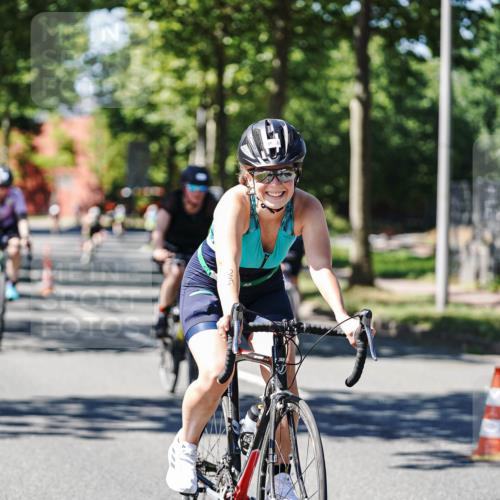 09.08.2026 - GEWOBA Citytriathlon Bremen Michael Burmester http://msf.ph/oto/9951955 09.08.2026 14:22:58 Radfahren 188, 245, 259, 267, 372, 415, 419, 452, 480, 486 meine-sportfotos.de