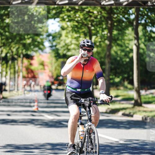 09.08.2026 - GEWOBA Citytriathlon Bremen Michael Burmester http://msf.ph/oto/9951996 09.08.2026 14:23:31 Radfahren 318, 332, 375, 379, 424, 426, 441, 463, 467 meine-sportfotos.de