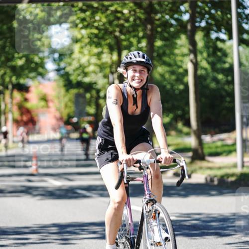09.08.2026 - GEWOBA Citytriathlon Bremen Michael Burmester http://msf.ph/oto/9952018 09.08.2026 14:23:51 Radfahren 246, 248, 430, 435, 465, 471, 472, 489, 494, 516 meine-sportfotos.de