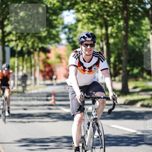 09.08.2026 - GEWOBA Citytriathlon Bremen Michael Burmester http://msf.ph/oto/9952040 09.08.2026 14:24:15 Radfahren 315, 361, 436, 468, 495, 502, 505 meine-sportfotos.de