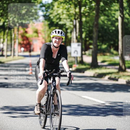 09.08.2026 - GEWOBA Citytriathlon Bremen Michael Burmester http://msf.ph/oto/9952076 09.08.2026 14:24:48 Radfahren 120, 141, 414, 460, 496, 499, 514 meine-sportfotos.de