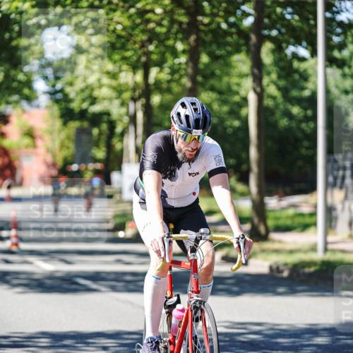 09.08.2026 - GEWOBA Citytriathlon Bremen Michael Burmester http://msf.ph/oto/9952090 09.08.2026 14:25:06 Radfahren 112, 380, 524 meine-sportfotos.de