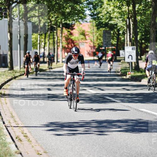 09.08.2026 - GEWOBA Citytriathlon Bremen Michael Burmester http://msf.ph/oto/9952097 09.08.2026 14:25:17 Radfahren 181, 187, 359, 491, 492, 518, 524 meine-sportfotos.de
