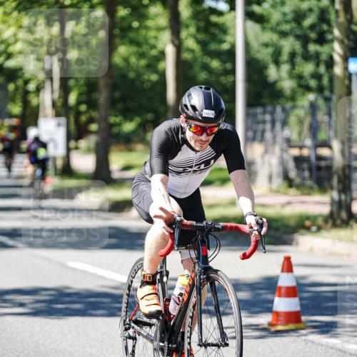 09.08.2026 - GEWOBA Citytriathlon Bremen Michael Burmester http://msf.ph/oto/9952098 09.08.2026 14:25:18 Radfahren 181, 187, 359, 491, 492, 518, 524 meine-sportfotos.de